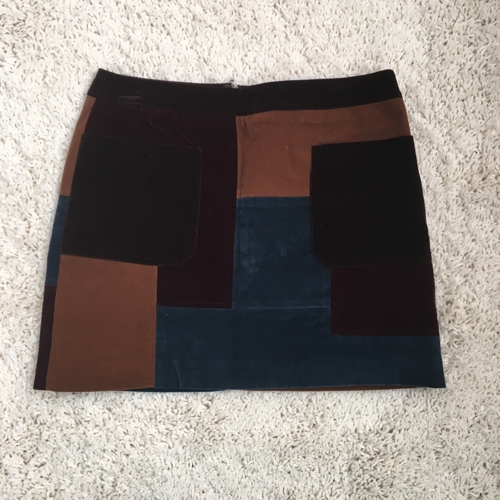• Blu Spero Velvet mini Skirt •